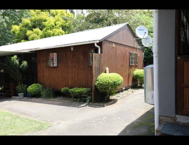 7 BEDROOM HOUSE FOR SALE IN NEW GERMANY CENTRAL